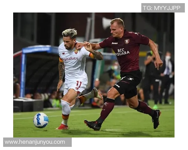 福冈黄蜂主场迎战横滨全力争胜展现实力与激情