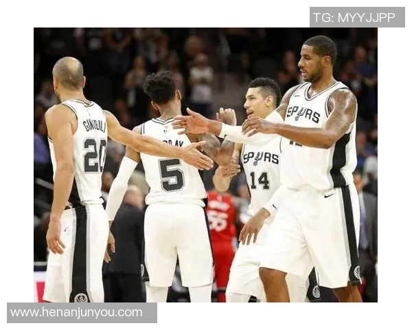 骑士与马刺激战三月十三夜精彩对决引发球迷热议